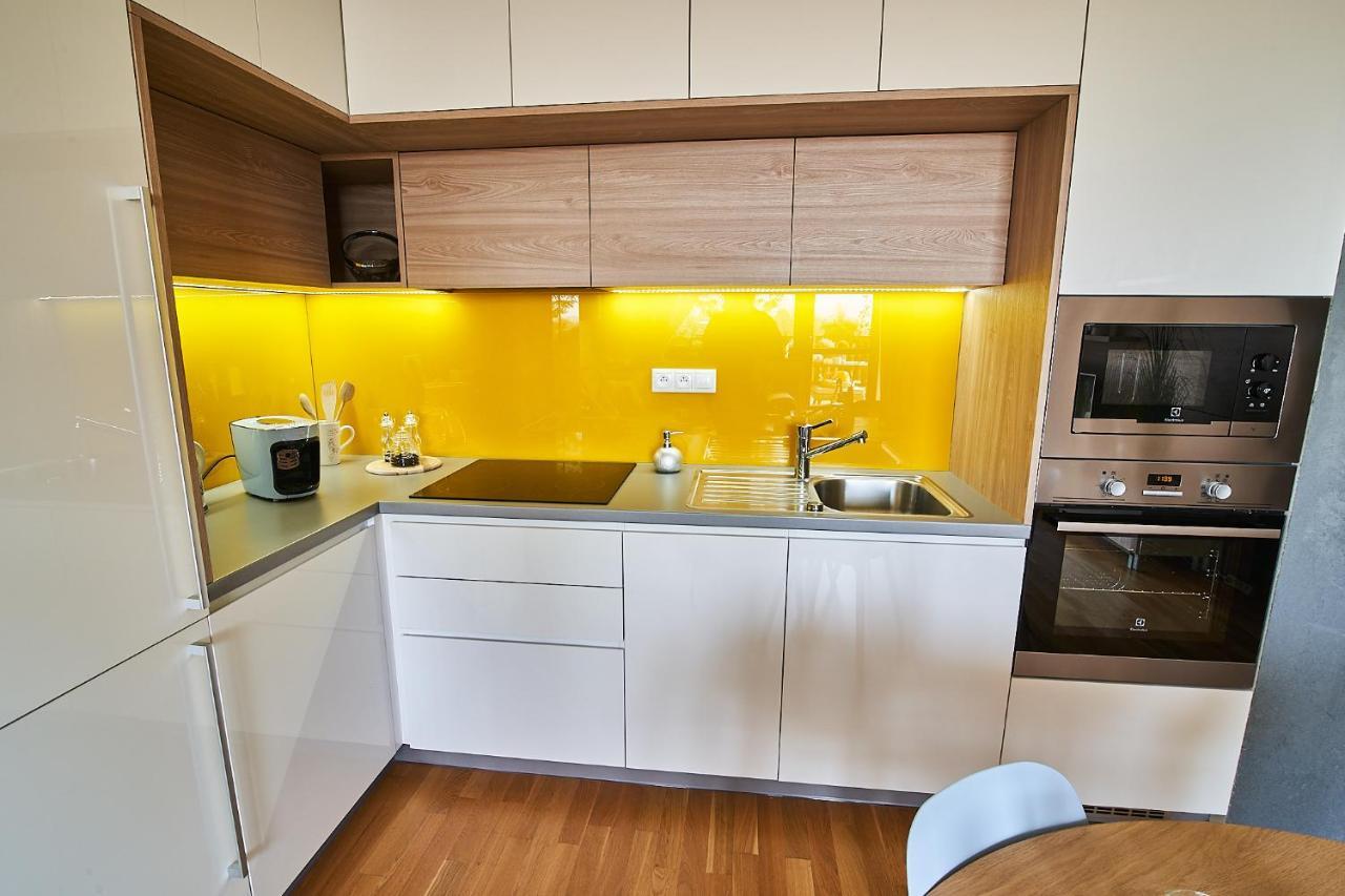 Apartamento Ella Vel'ka Lomnica Exterior foto